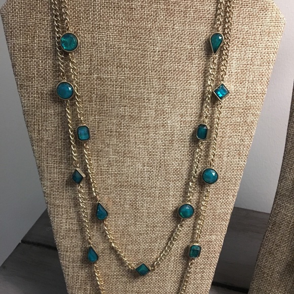 2 Necklaces - Picture 2 of 3